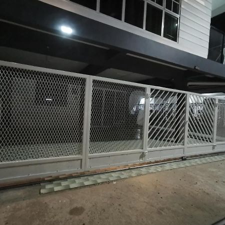 Nj_Homestay@Kkia/Petagas Kk Kota Kinabalu Kültér fotó